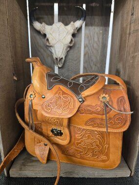Vintage western leather Saddle Bag Purse Mexico Handcrafted Ladies full size